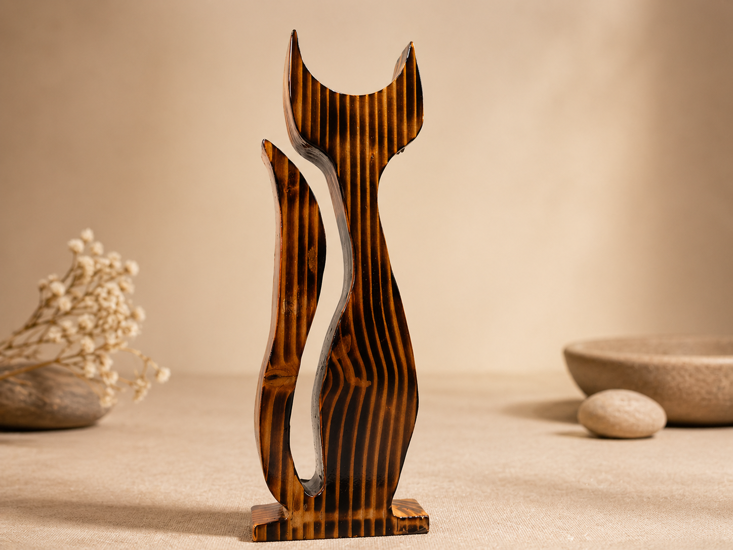 Luma Crest Pine Wooden Flower Vase in pine wood by UDSS Atelier view 4