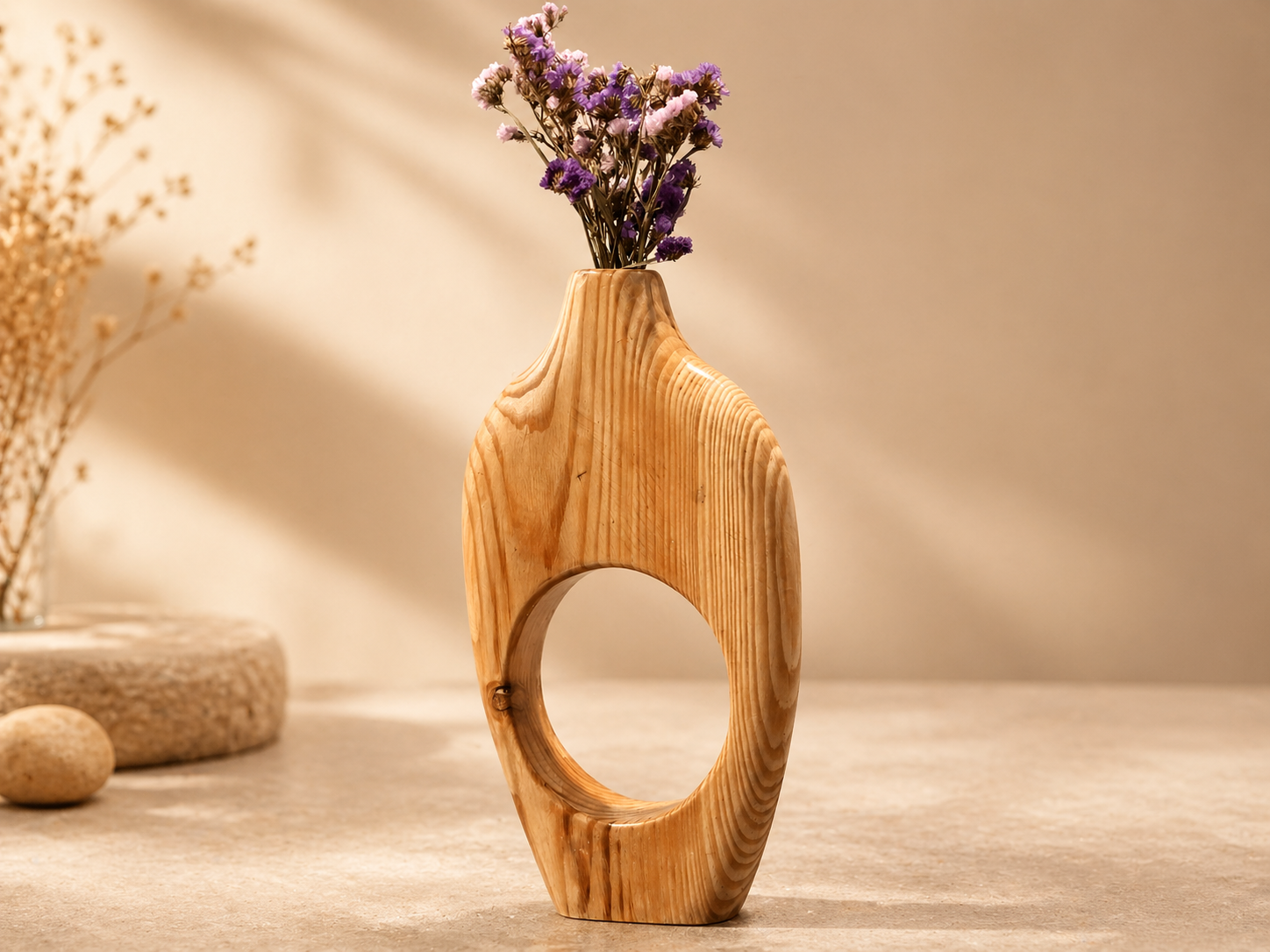 Talia Form Pine Wooden Flower Vase in pine wood by UDSS Atelier view 2