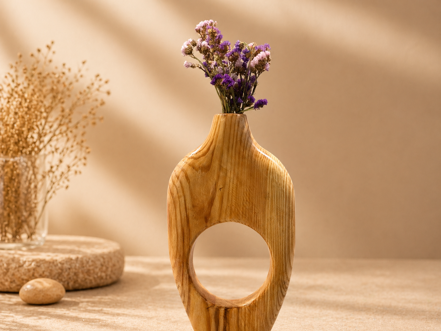 Talia Form Pine Wooden Flower Vase in pine wood by UDSS Atelier view 3