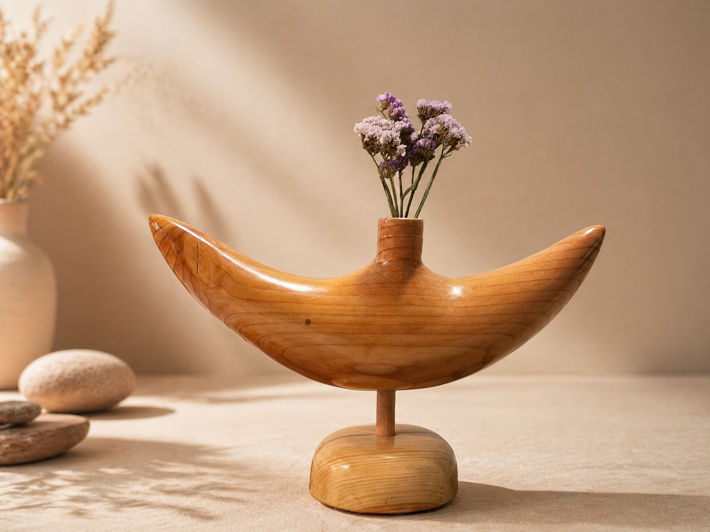 Nysa Arch Pine Wooden Flower Vase in pine wood by UDSS Atelier view 2