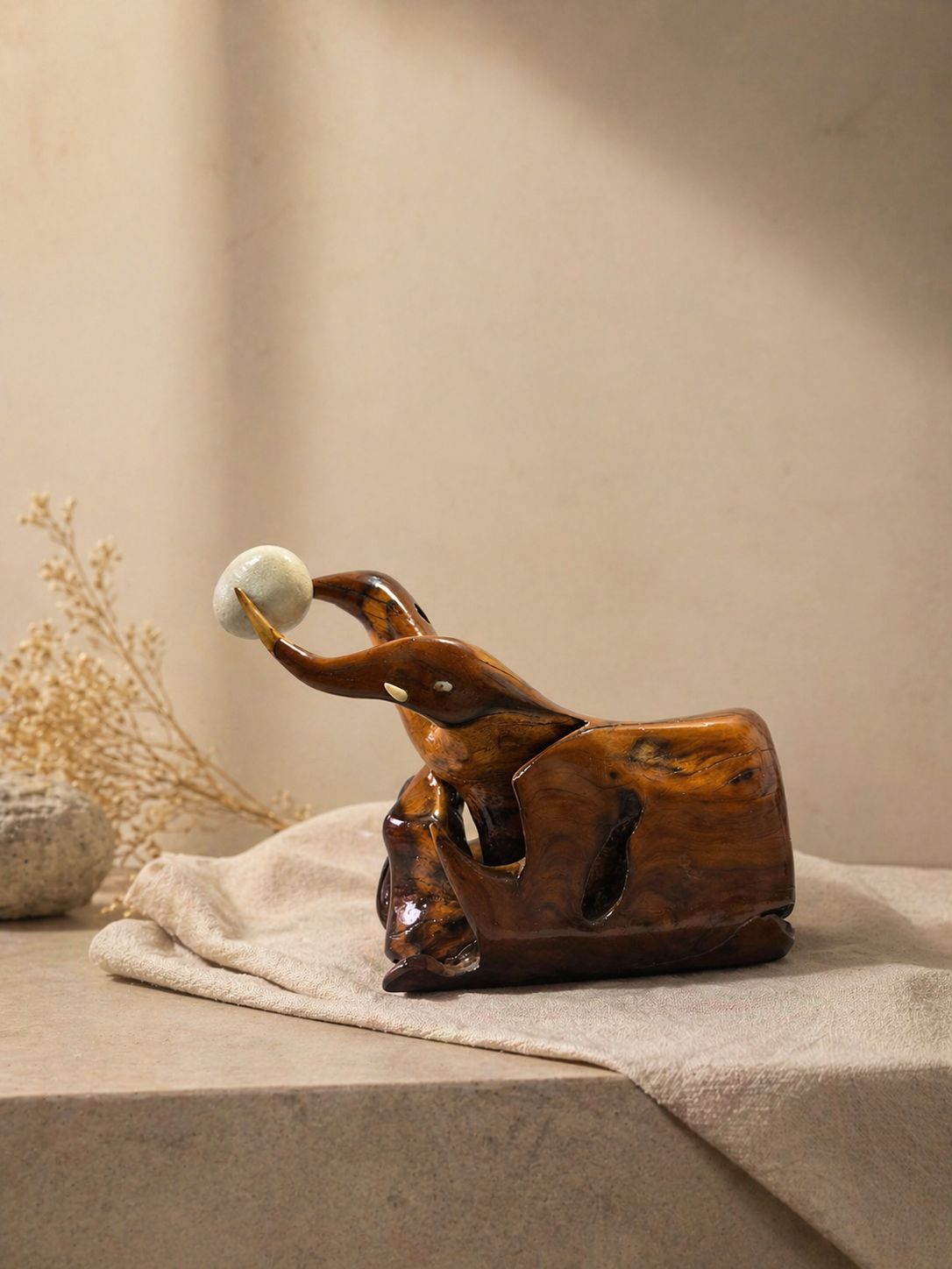 Stonehaven Root Natural Wood Sculpture in live-edge natural wood by UDSS Atelier